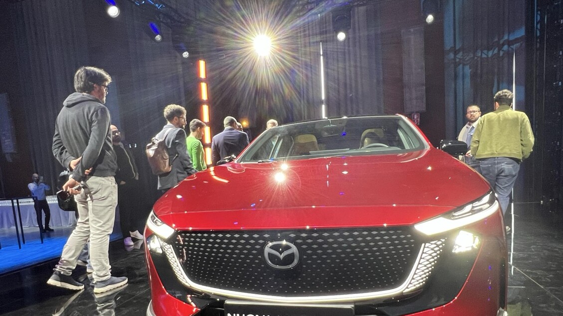 Nuova Mazda 6e Takumi Plus