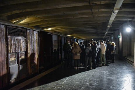 Visite di studenti e scolaresche al Memoriale della Shoah Binario 21 nella settimana del Giorno della Memoria