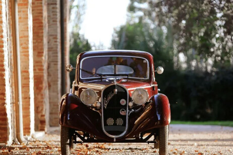 Asta Artcurial a Rétromobile