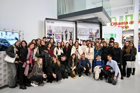 Mostra ANSA80, in visita due scuole superiori