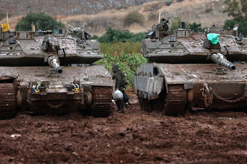 Israeli troops leave Lebanon as ceasefire comes into effect