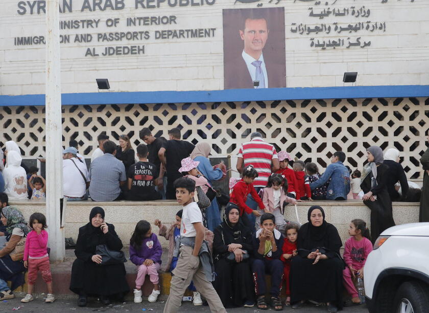 People who fled from southern Lebanon enter Syria following Israeli military strikes in recent days