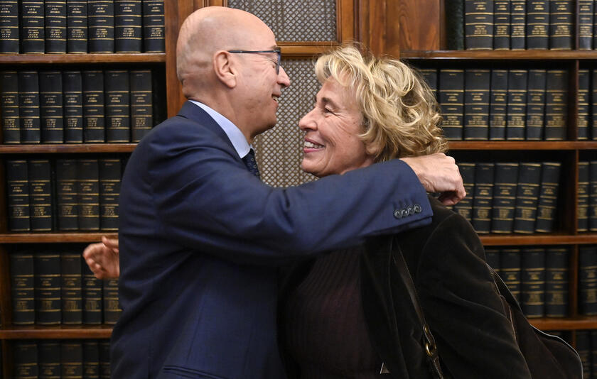 S.Craxi,o mio padre statista o beatificazione di Mani pulite
