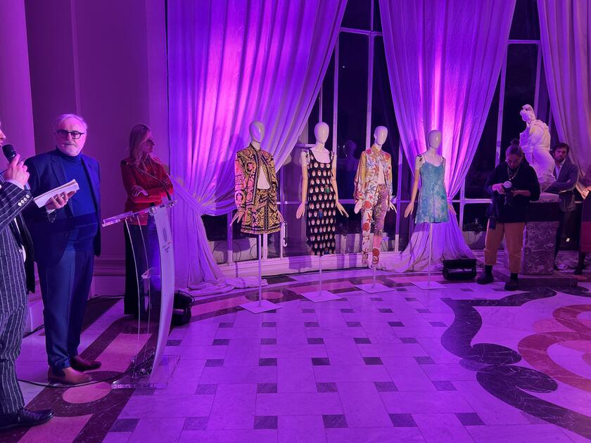 Mostra su Gianni Versace presentata all'ambasciata a Madrid