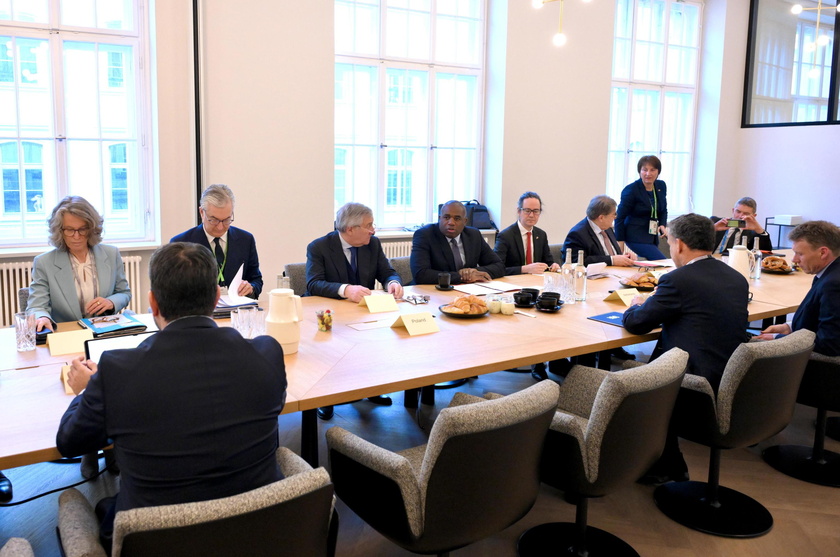 Italian Foreign Minister Tajani meets with British Foreign Secretary Lammy in Munich