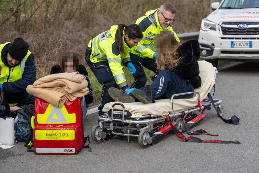 Scontro con un bus a Ferrara, morta la conducente di un'auto