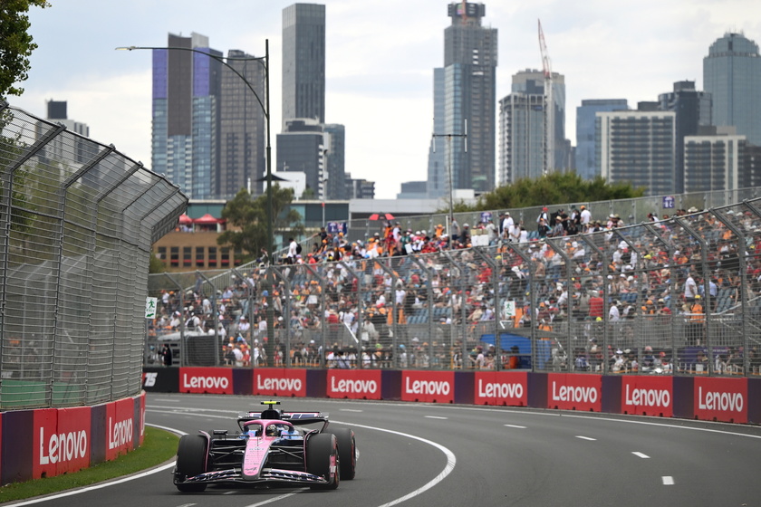 Formula One Australian Grand Prix - Practice and Qualifying