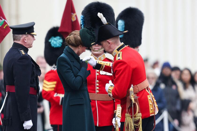 Londra, Kate alla parata per San Patrizio