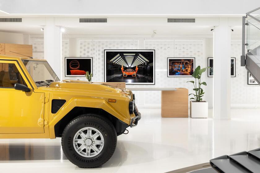 Al Museo Lamborghini un’esposizione unisce industria ed arte