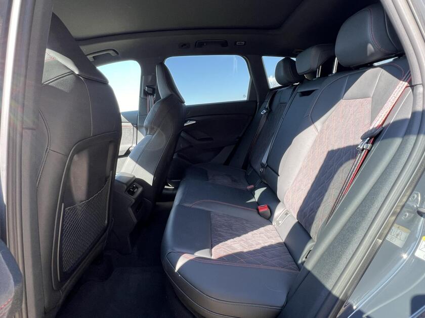 Nuova Audi SQ6 e-tron