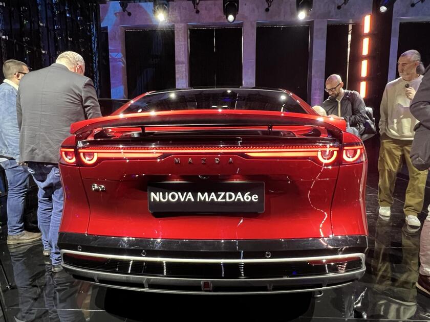 Nuova Mazda 6e Takumi Plus