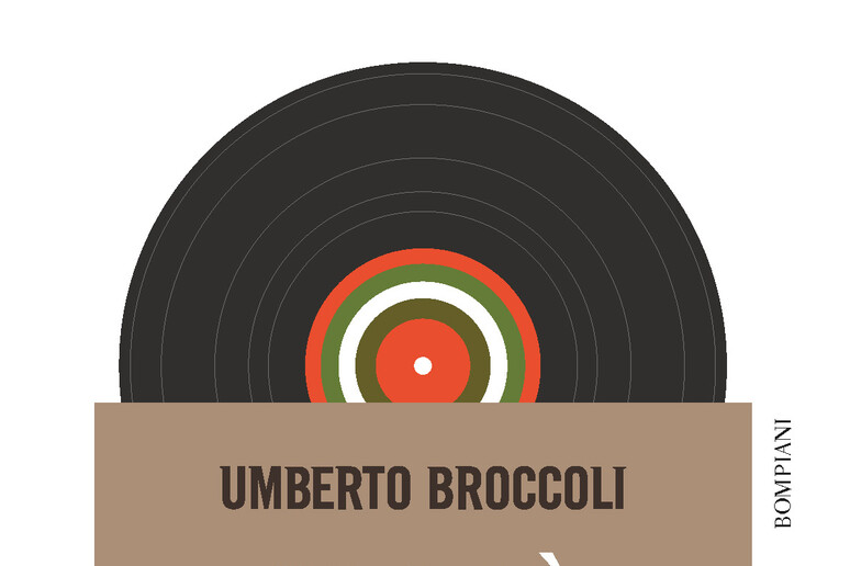 La copertina del libro di Umberto Broccoli  'Questa è la storia ' - RIPRODUZIONE RISERVATA