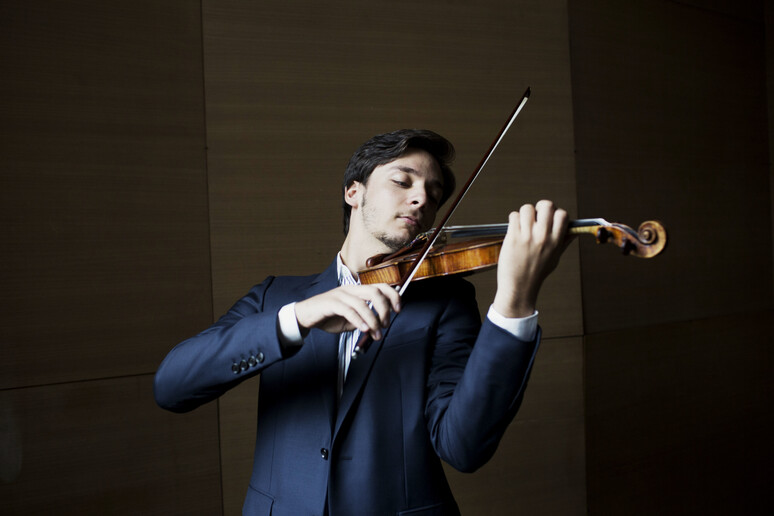 Andrea Obiso, enfant prodige nell ' Orchestra di Santa cecilia - RIPRODUZIONE RISERVATA