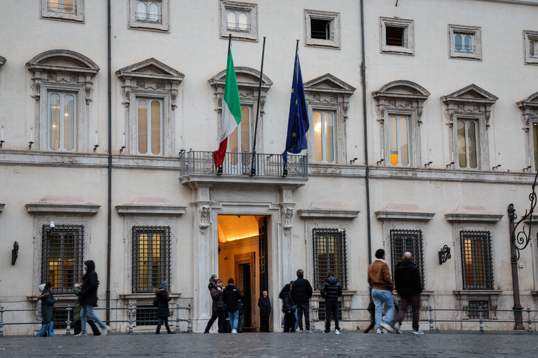 Veduta esterna di Palazzo Chigi - RIPRODUZIONE RISERVATA