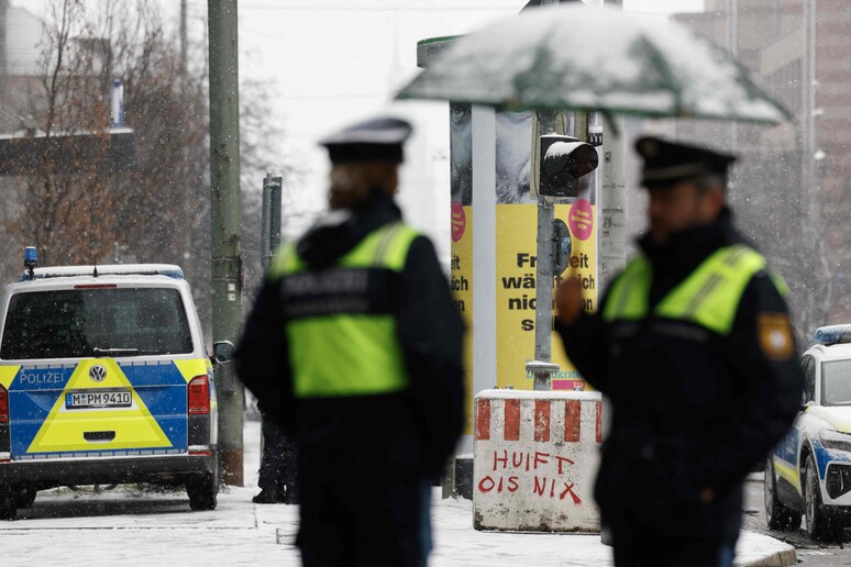 Agenti di polizia tedeschi © ANSA/AFP