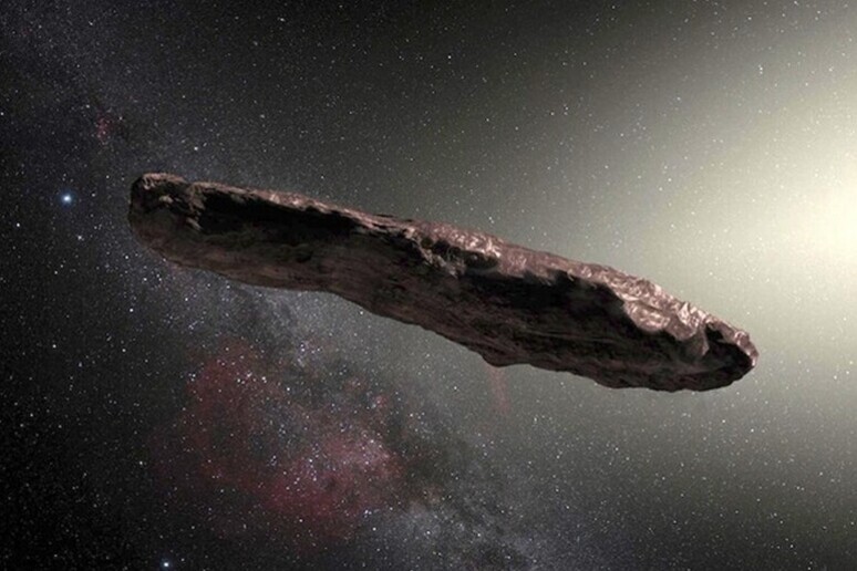 Rappresentazione artistica di ‘Oumuamua (fonte: ESO/M. Kommesser)&nbsp; - RIPRODUZIONE RISERVATA