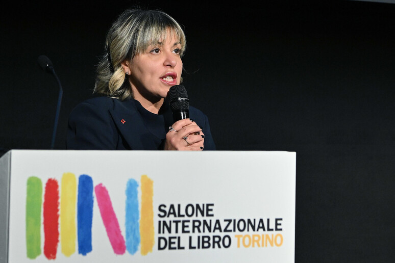 - RIPRODUZIONE RISERVATA