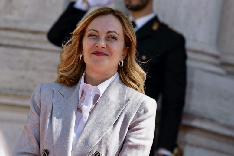 - RIPRODUZIONE RISERVATA