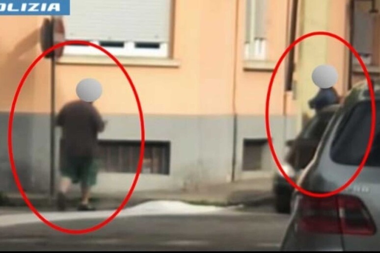 - RIPRODUZIONE RISERVATA