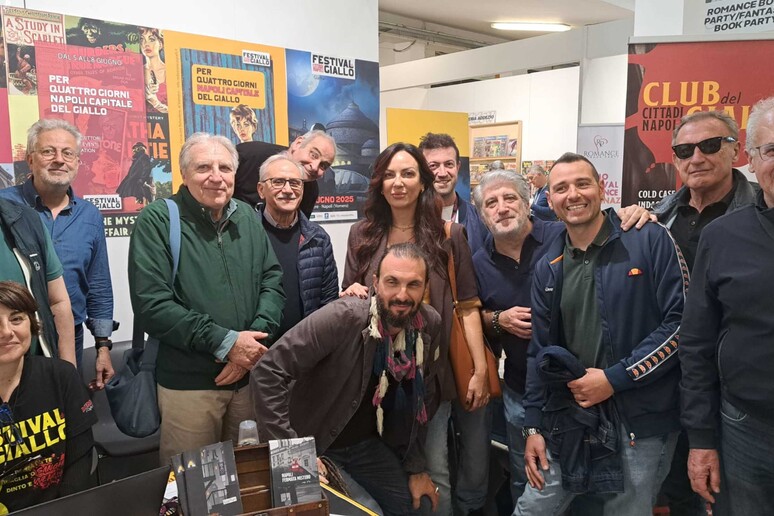 - RIPRODUZIONE RISERVATA